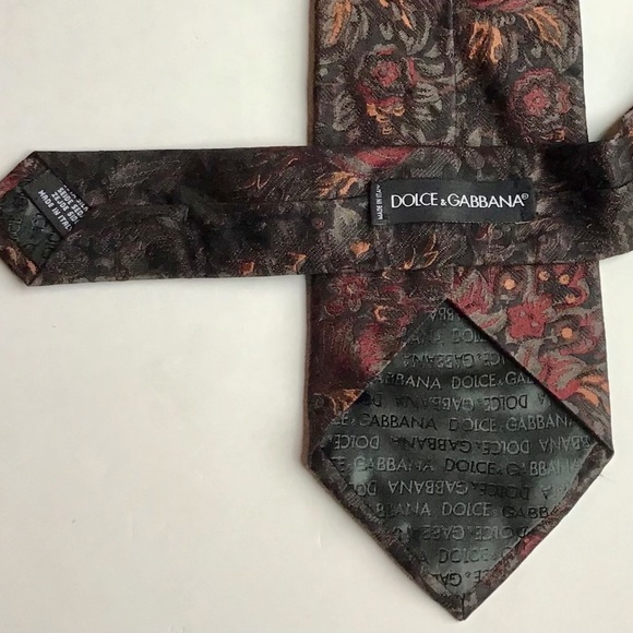 Dolce & Gabbana  dark colours print  Soie/ silk tie made in Italy 🇮🇹 - Picture 1 of 7